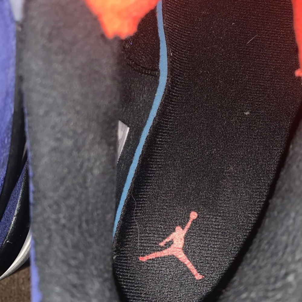 Jordan 4’s - Picture 5 of 5